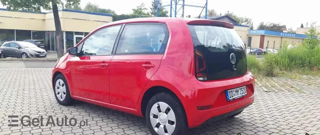 VOLKSWAGEN Up! 