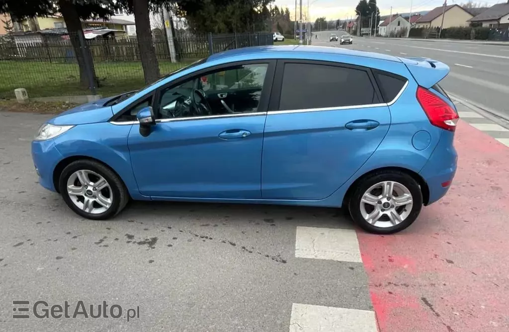 FORD Fiesta 1.4 (73 KM)