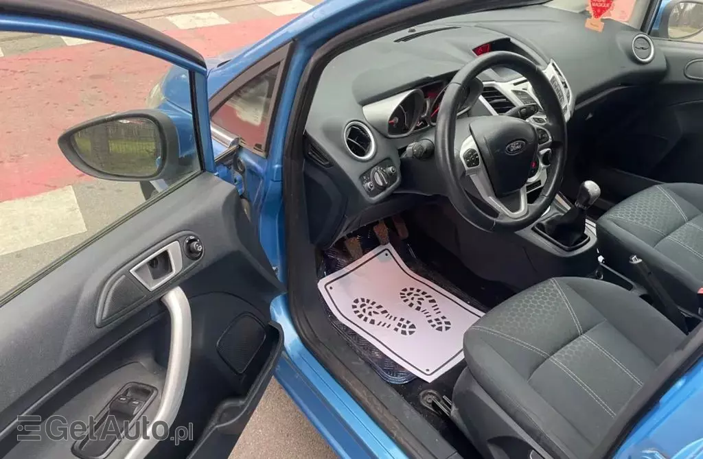 FORD Fiesta 1.4 (73 KM)