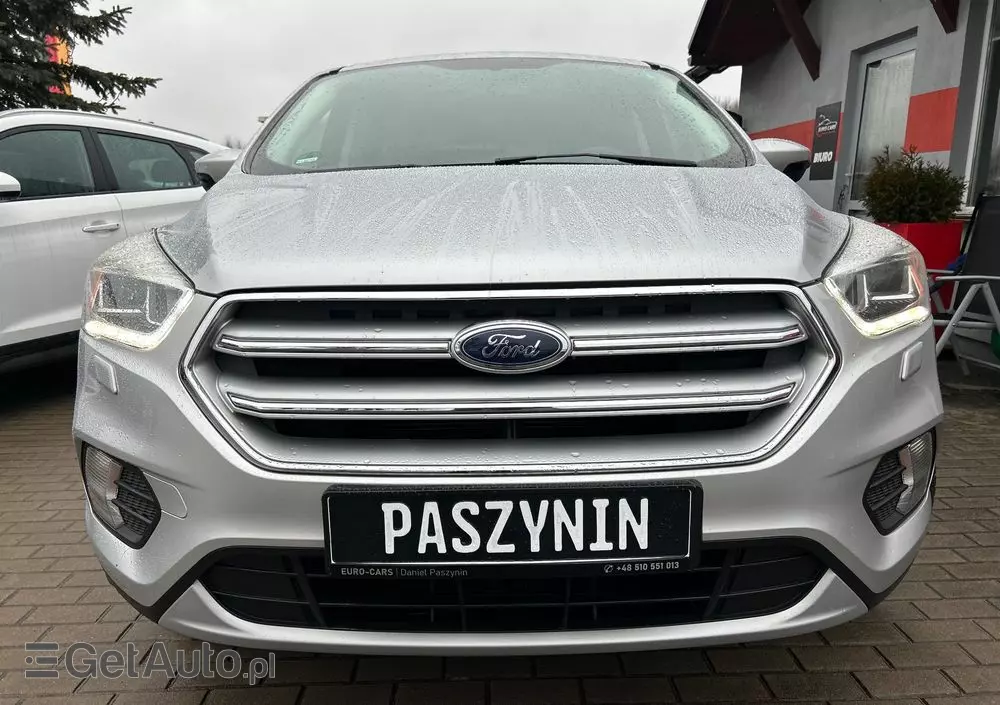 FORD Kuga 1.5 EcoBoost 2x4 Black & Silver