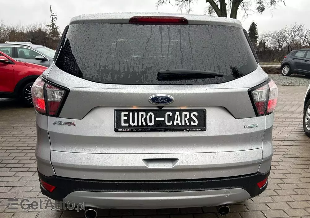 FORD Kuga 1.5 EcoBoost 2x4 Black & Silver