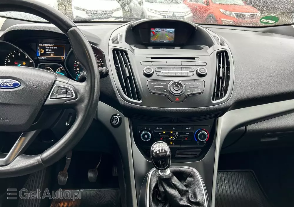 FORD Kuga 1.5 EcoBoost 2x4 Black & Silver