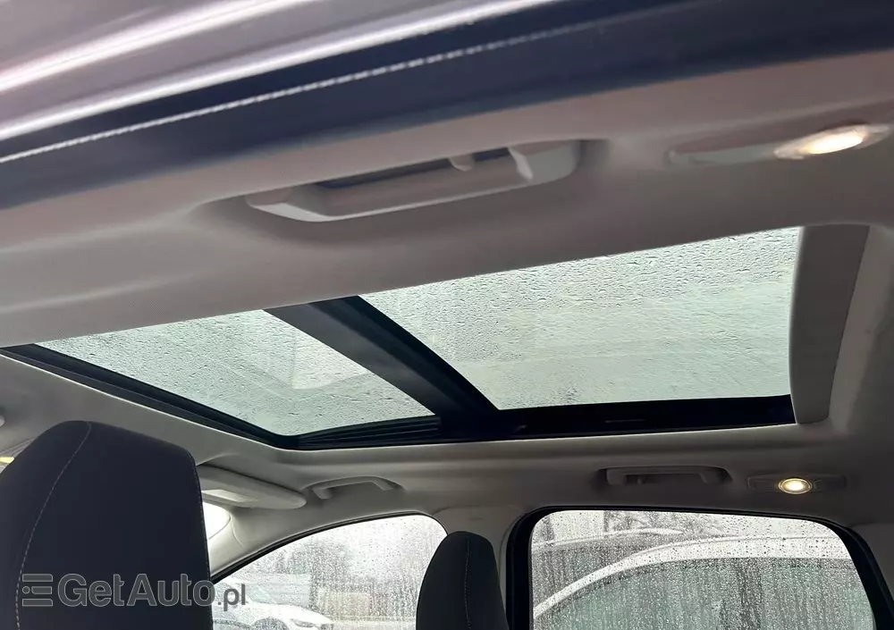 FORD Kuga 1.5 EcoBoost 2x4 Black & Silver