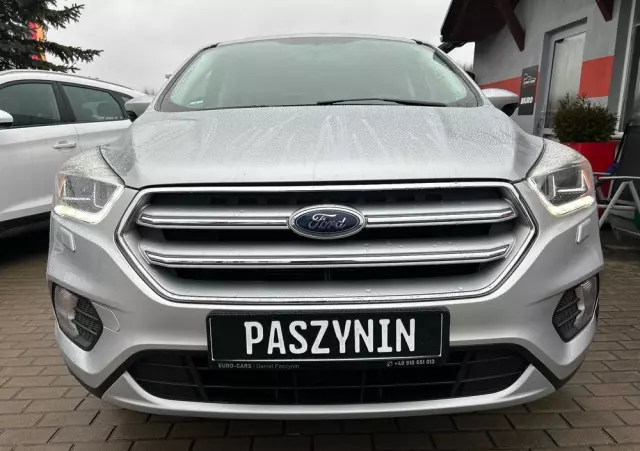 FORD Kuga 1.5 EcoBoost 2x4 Black & Silver