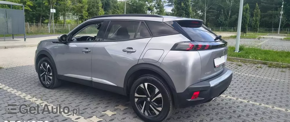 PEUGEOT 2008 1.2 PureTech Allure S&S EAT8