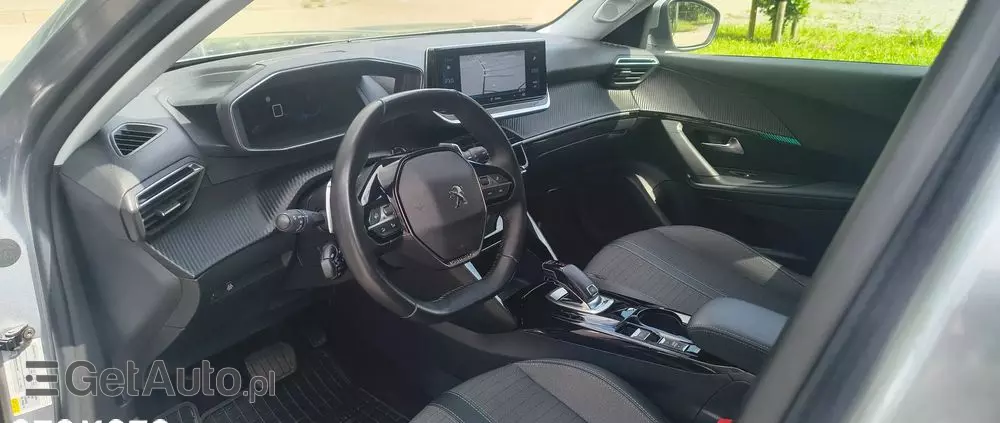 PEUGEOT 2008 1.2 PureTech Allure S&S EAT8