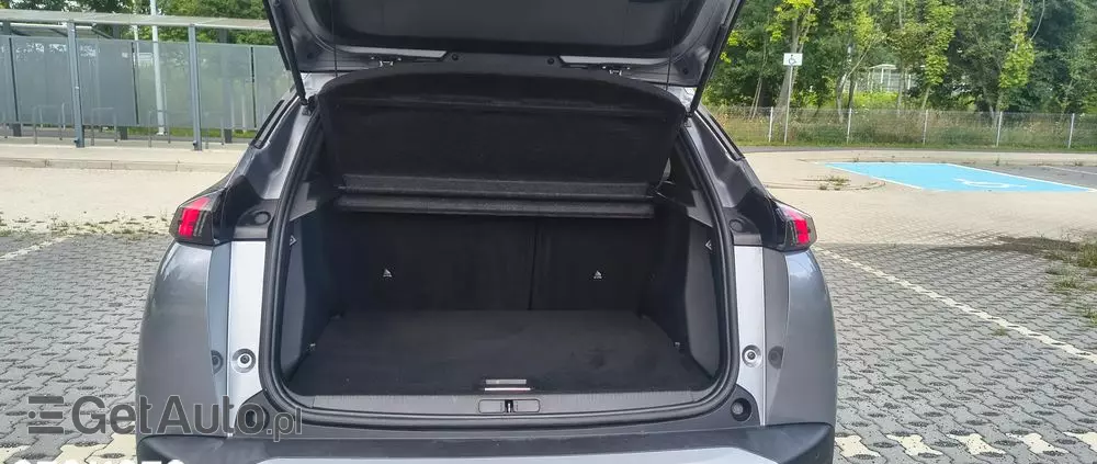 PEUGEOT 2008 1.2 PureTech Allure S&S EAT8