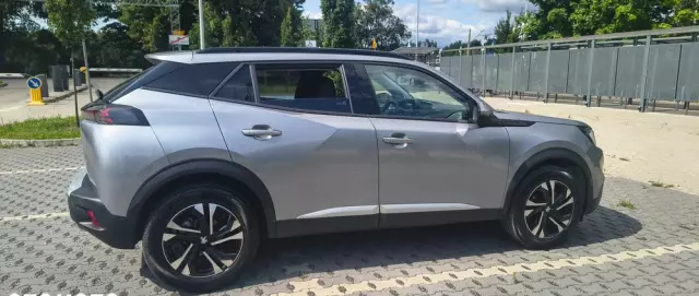 PEUGEOT 2008 1.2 PureTech Allure S&S EAT8