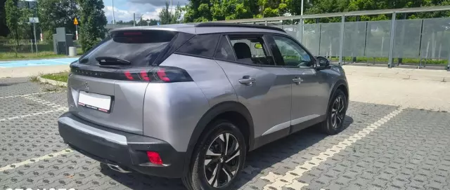 PEUGEOT 2008 1.2 PureTech Allure S&S EAT8