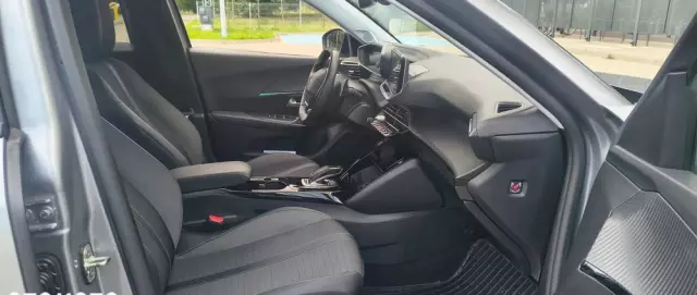 PEUGEOT 2008 1.2 PureTech Allure S&S EAT8