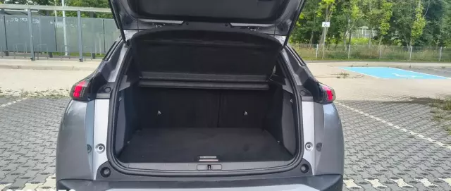 PEUGEOT 2008 1.2 PureTech Allure S&S EAT8