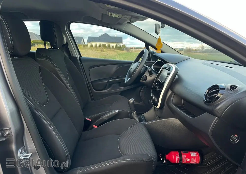 RENAULT Clio TCe 90 Dynamique