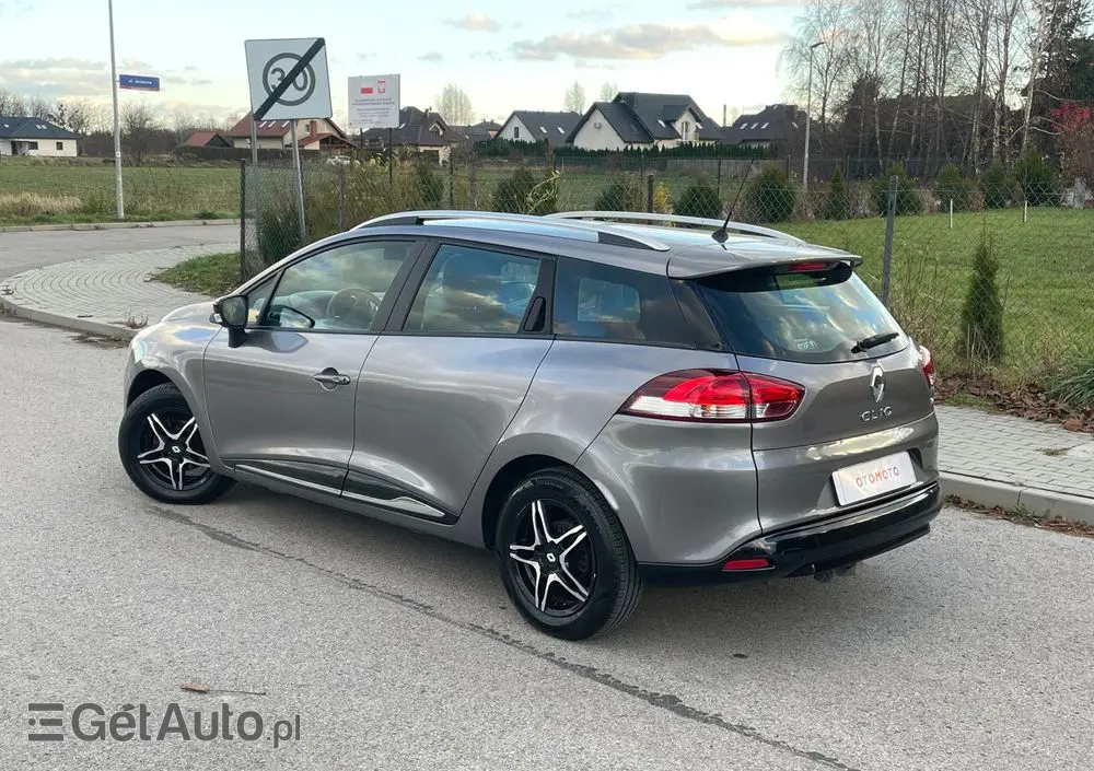 RENAULT Clio TCe 90 Dynamique