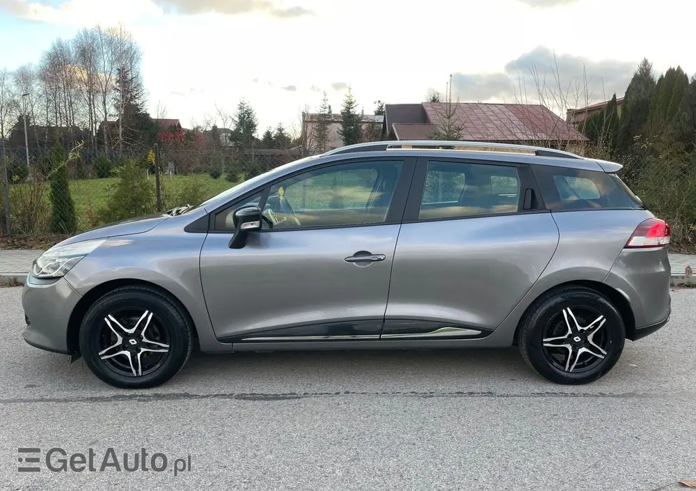 RENAULT Clio TCe 90 Dynamique