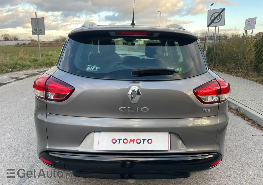 RENAULT Clio TCe 90 Dynamique