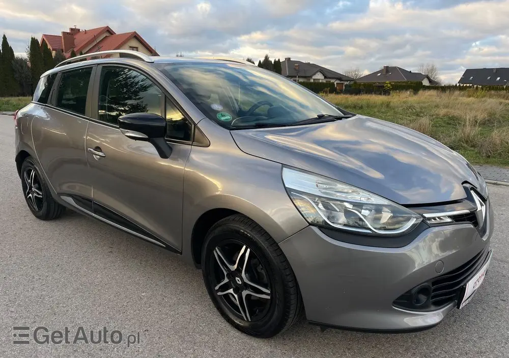 RENAULT Clio TCe 90 Dynamique