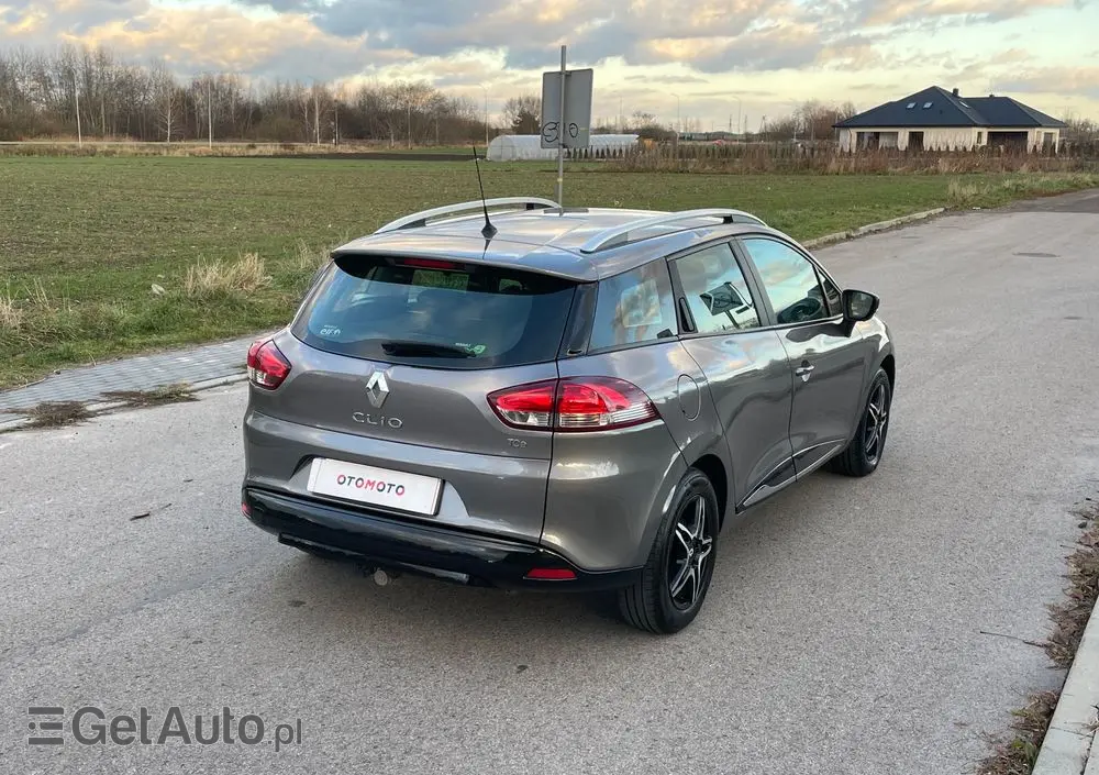 RENAULT Clio TCe 90 Dynamique
