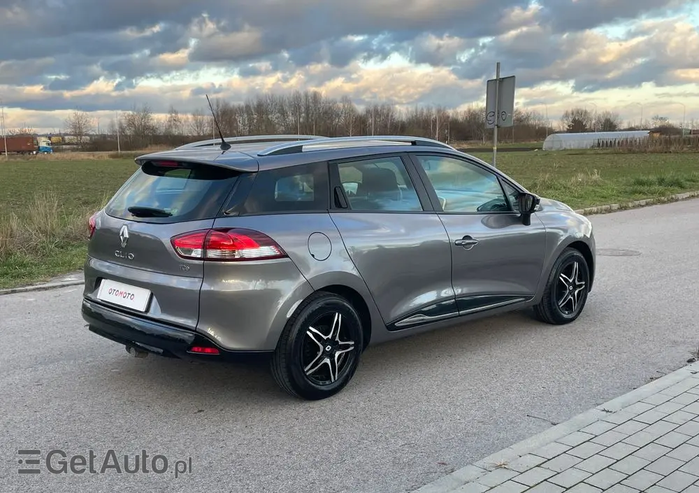 RENAULT Clio TCe 90 Dynamique