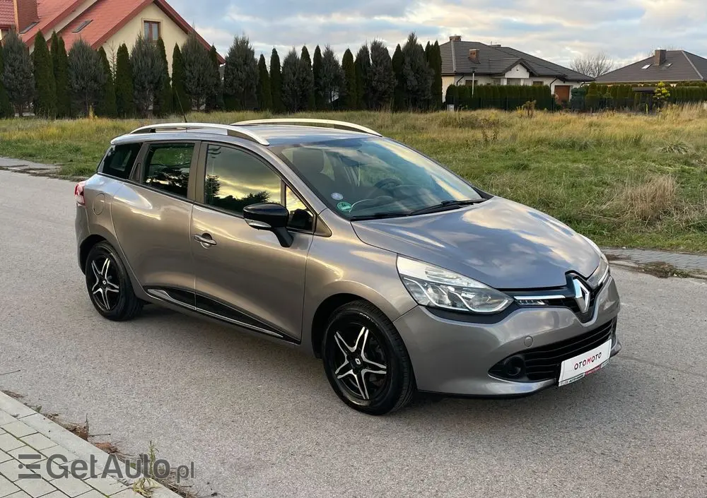 RENAULT Clio TCe 90 Dynamique