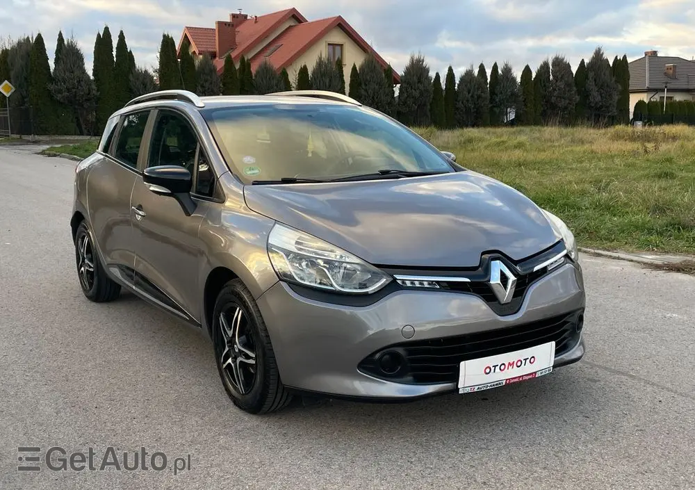 RENAULT Clio TCe 90 Dynamique