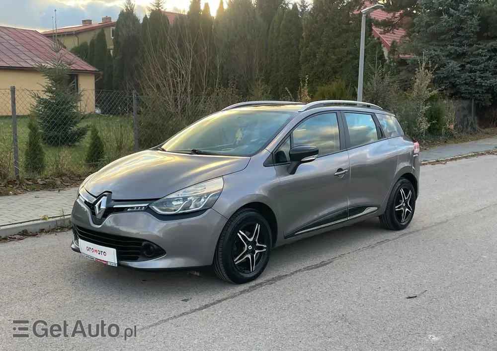 RENAULT Clio TCe 90 Dynamique