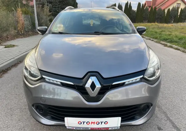 RENAULT Clio TCe 90 Dynamique
