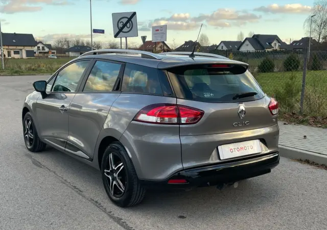 RENAULT Clio TCe 90 Dynamique