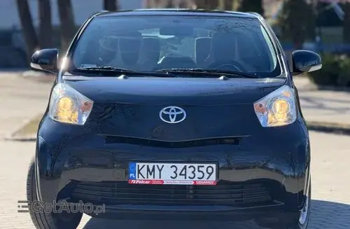 TOYOTA IQ 