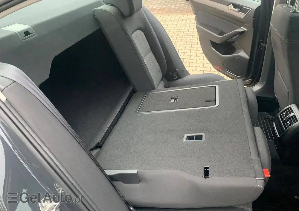 VOLKSWAGEN Passat 2.0 TDI EVO Business DSG