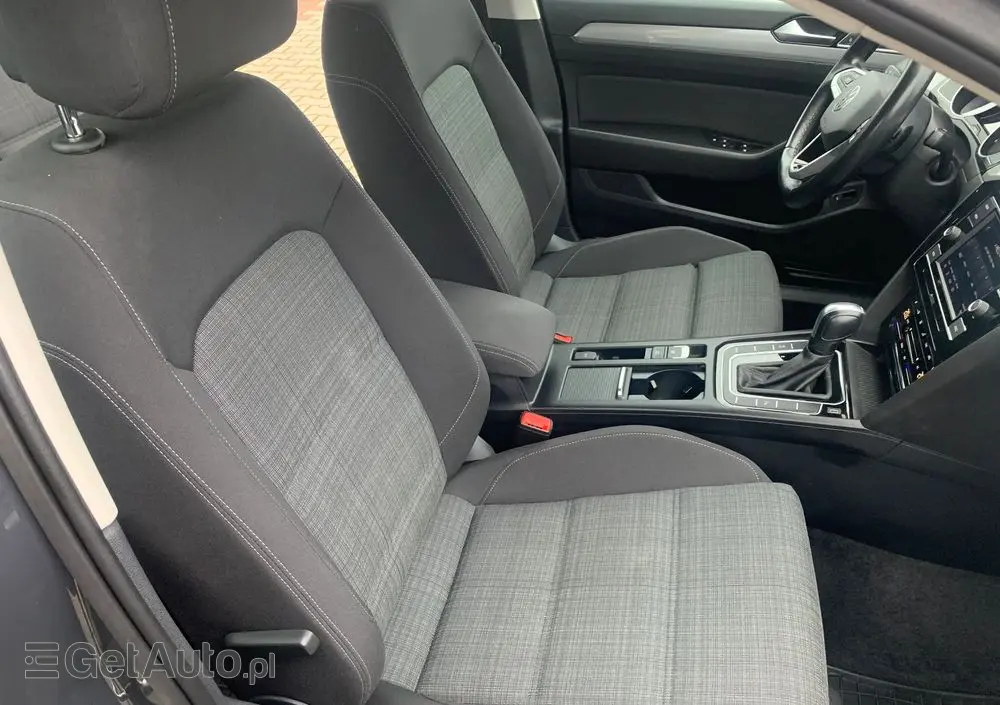 VOLKSWAGEN Passat 2.0 TDI EVO Business DSG