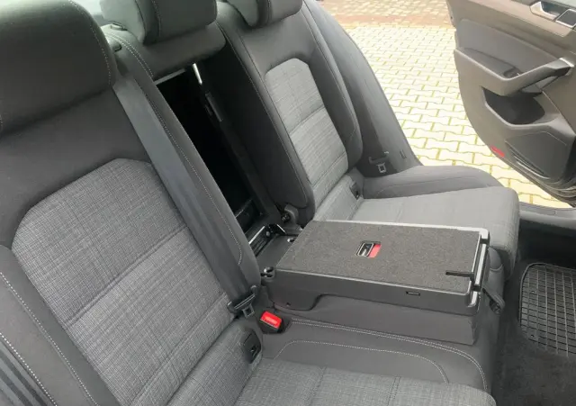 VOLKSWAGEN Passat 2.0 TDI EVO Business DSG