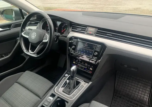 VOLKSWAGEN Passat 2.0 TDI EVO Business DSG