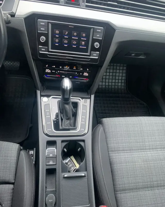 VOLKSWAGEN Passat 2.0 TDI EVO Business DSG