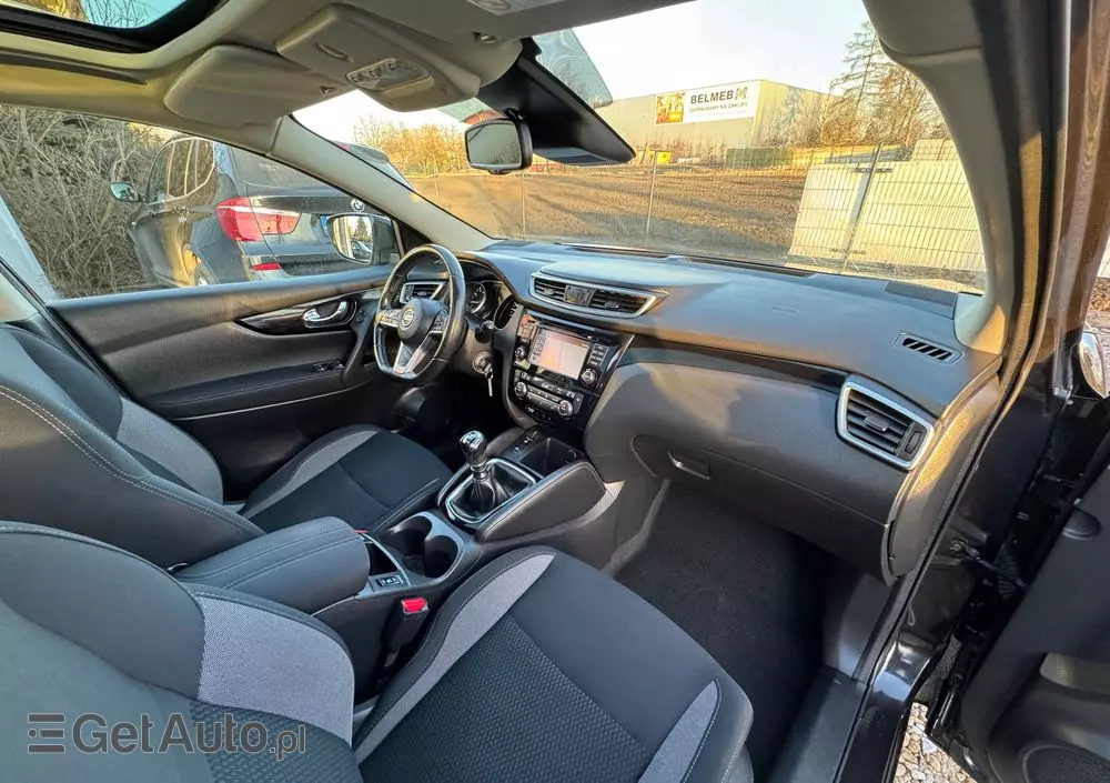 NISSAN Qashqai 1.2 DIG-T N-Vision