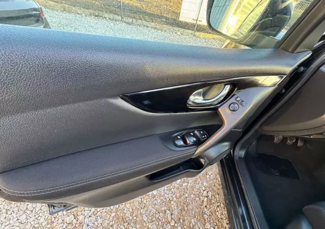 NISSAN Qashqai 1.2 DIG-T N-Vision