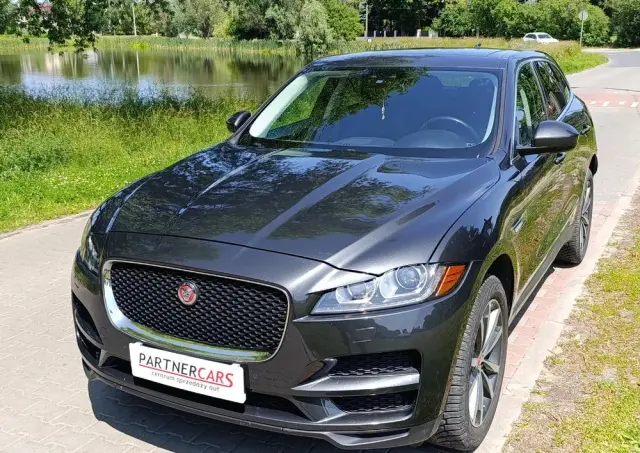 JAGUAR F-Pace 2.0 i4P AWD Prestige