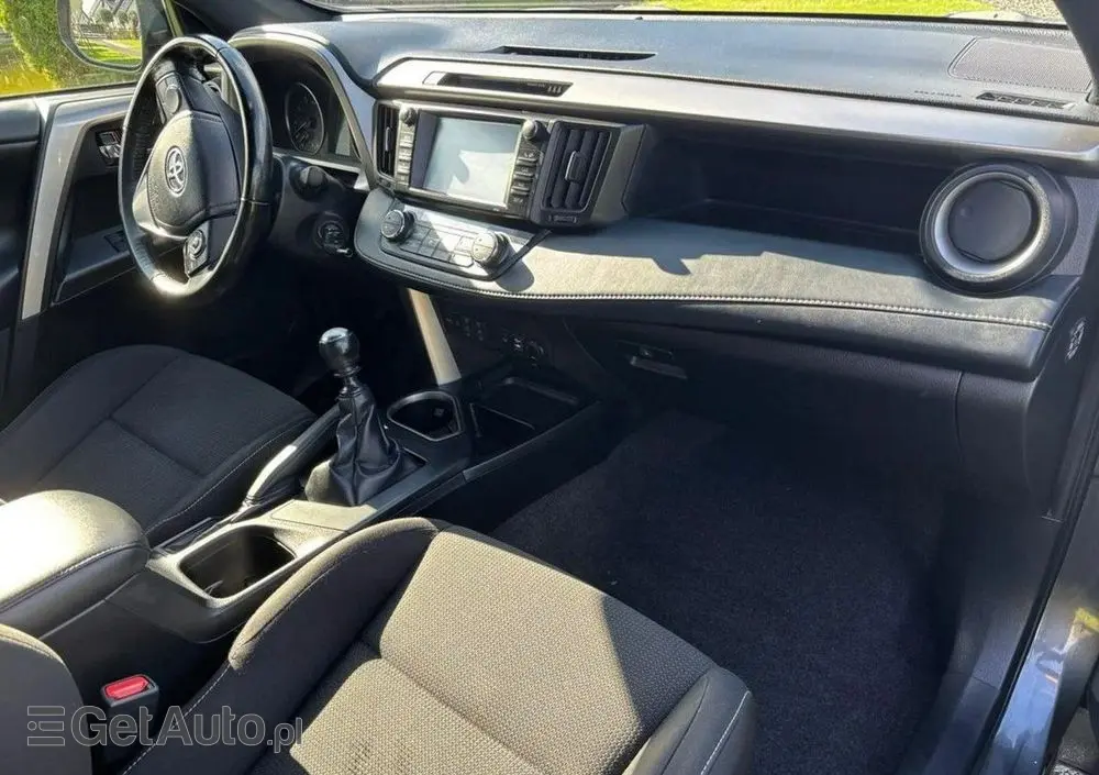 TOYOTA RAV4 2.0 4x4 Executive