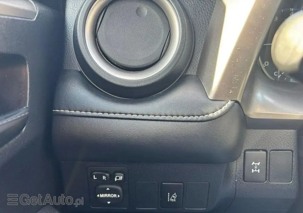 TOYOTA RAV4 2.0 4x4 Executive