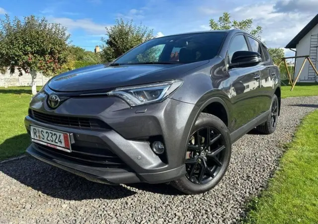 TOYOTA RAV4 2.0 4x4 Executive