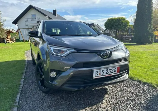 TOYOTA RAV4 2.0 4x4 Executive