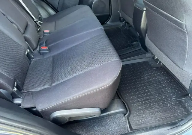 TOYOTA RAV4 2.0 4x4 Executive