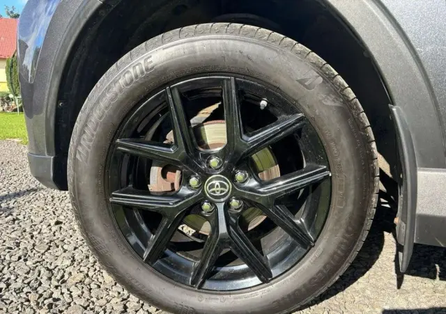 TOYOTA RAV4 2.0 4x4 Executive