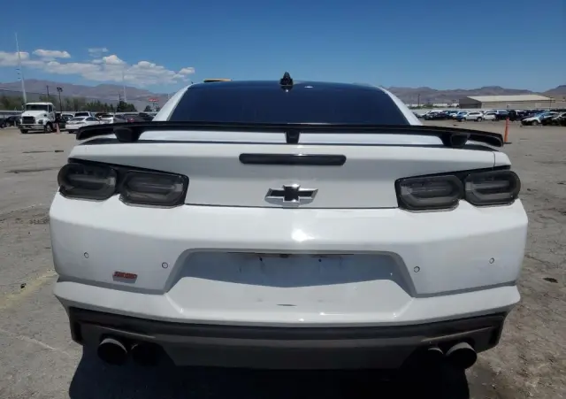 CHEVROLET Camaro 6.2 V8