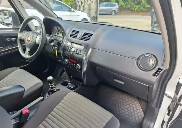 FIAT Sedici 2.0 Multijet 16V 4x4 Emotion