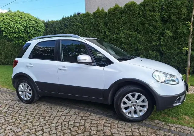 FIAT Sedici 2.0 Multijet 16V 4x4 Emotion