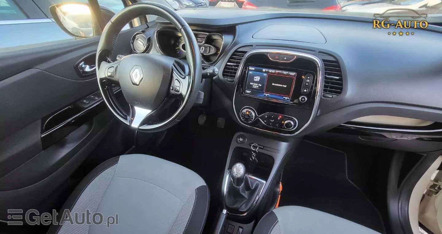 RENAULT Captur 