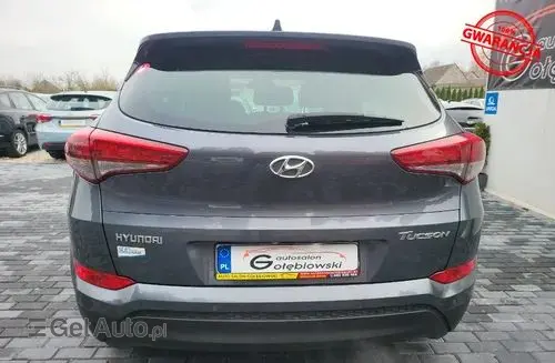 HYUNDAI Tucson 
