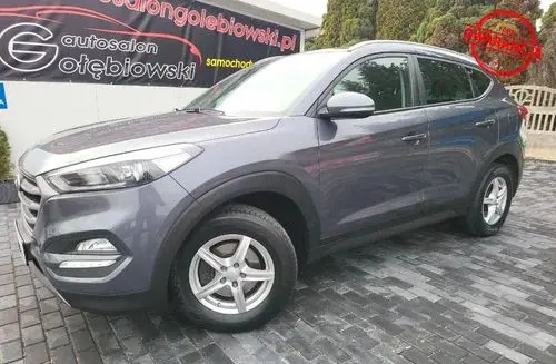HYUNDAI Tucson 