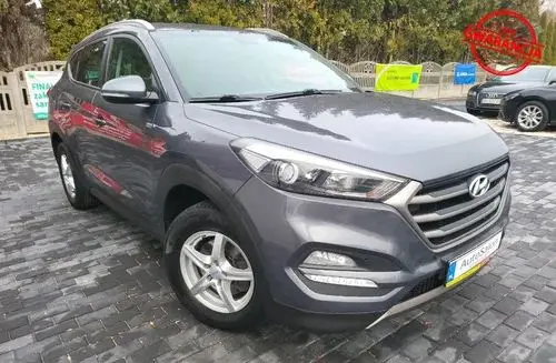 HYUNDAI Tucson 