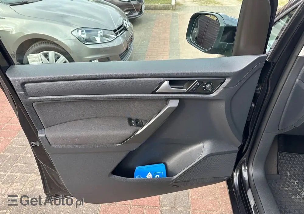 VOLKSWAGEN Caddy 2.0 (7-Si.) DSG Maxi Highline